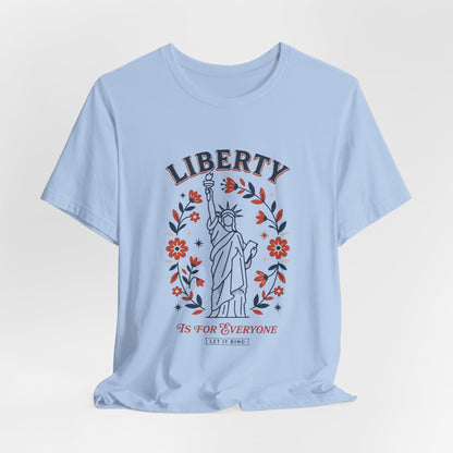 Patriotic Statue of Liberty T-Shirt | Vintage Americana Tee