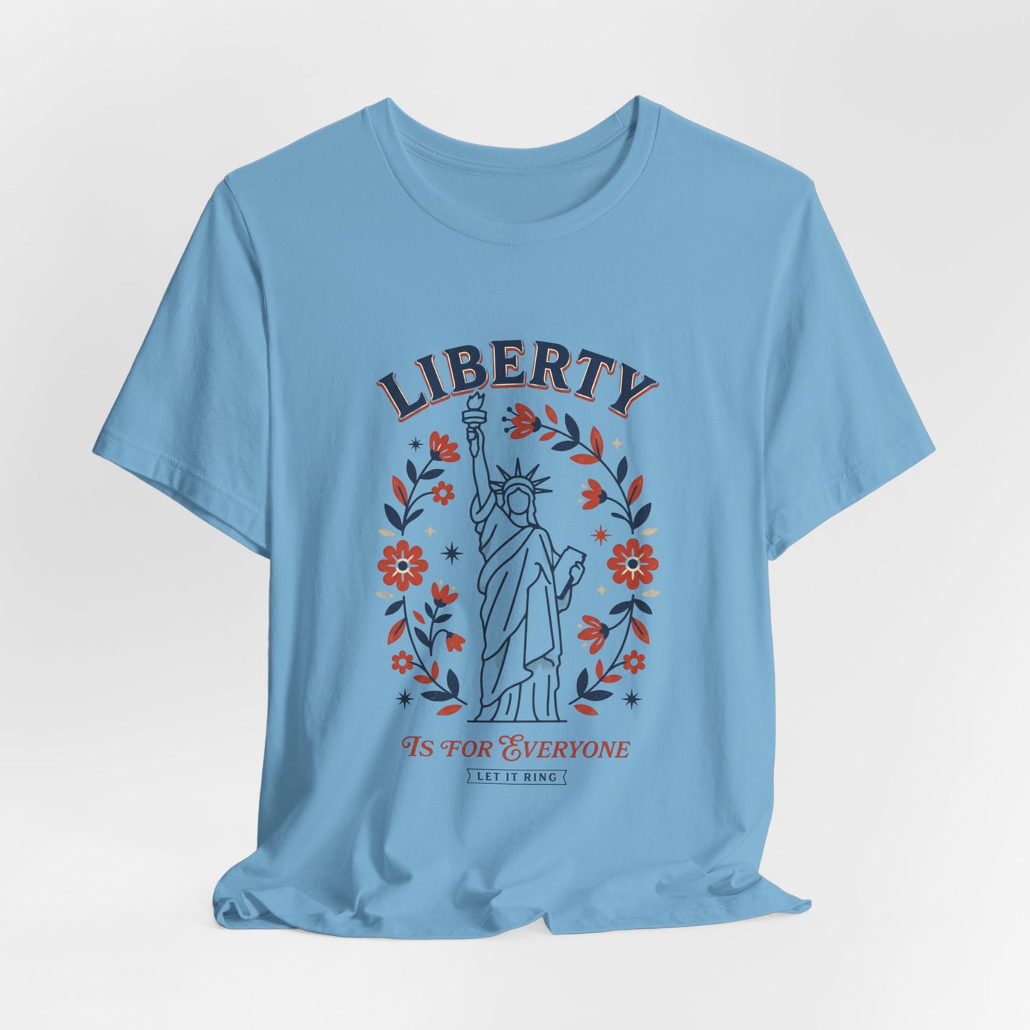 Patriotic Statue of Liberty T-Shirt | Vintage Americana Tee