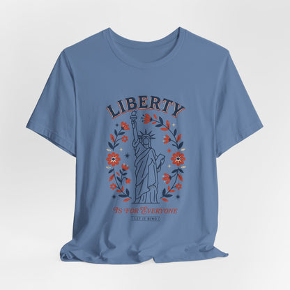 Patriotic Statue of Liberty T-Shirt | Vintage Americana Tee