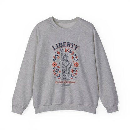 Patriotic Statue of Liberty Sweatshirt | Vintage Americana Crewneck