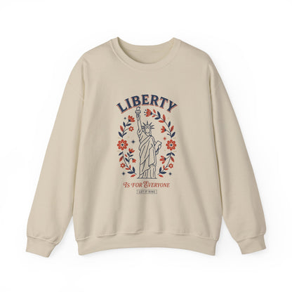 Patriotic Statue of Liberty Sweatshirt | Vintage Americana Crewneck